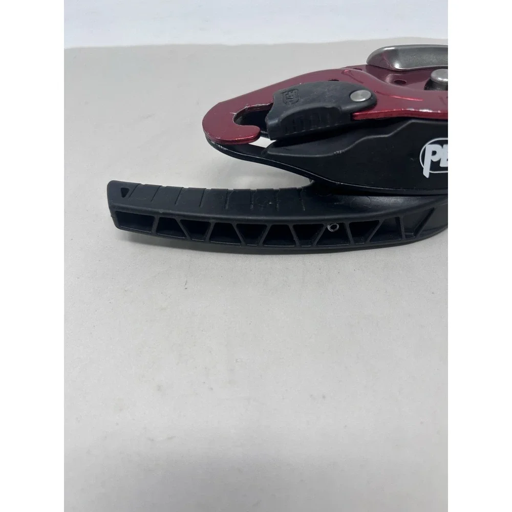 Petzl I'D L Descender Self Braking Belay NFPA ANSI Rope 12.5-13mm EN12841 Rescue